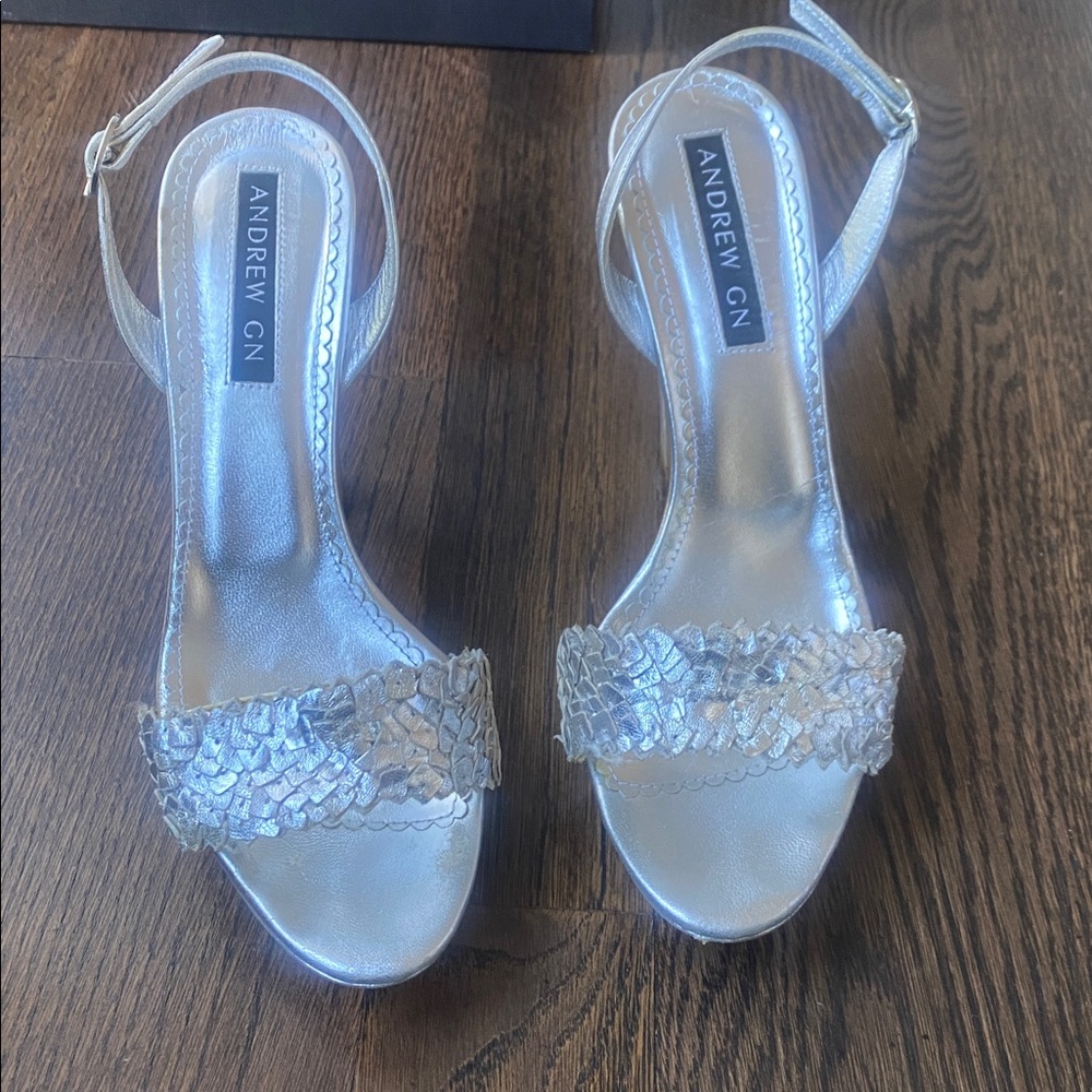 ANDREW GN Women's Silver Sling Back Platform Sandal High Heel Shoes size 8.5